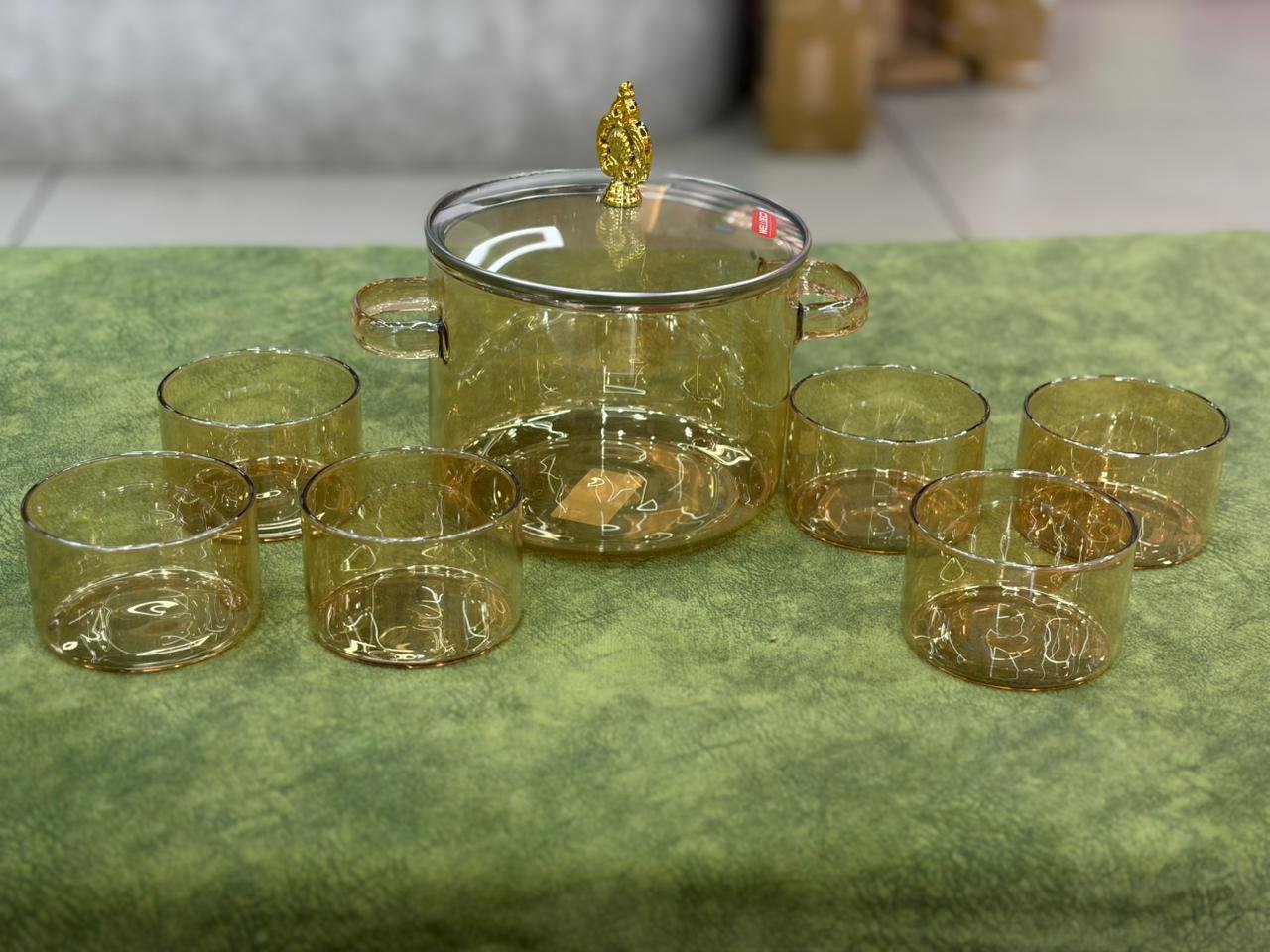 5953cb3c-9e6d-4c95-9cde-dfa47bbf4512 7-Piece Amber Glass Casserole Set - Image 1